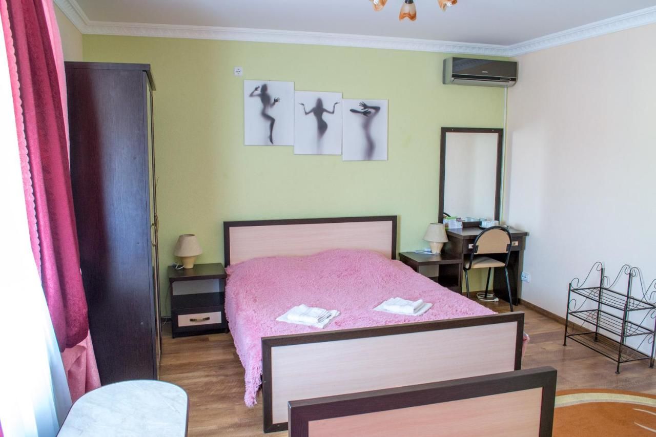 Гостевой дом Guest House Stara Rus Каменец-Подольский-15