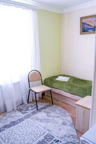 Гостевой дом Guest House Stara Rus Каменец-Подольский Стандартный двухместный номер с 2 отдельными кроватями-11